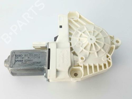 BP7085657E20 main image