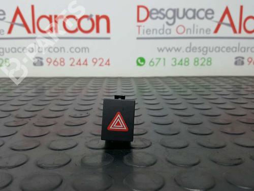 Used Warning switch VW POLO IV (9N_, 9A_) 1.4 TDI (80 hp) 6628163