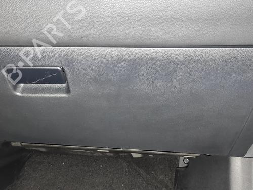 glove-box-toyota-corolla-saloon-_e21_-18-vvti-hybrid-zwe211-mzea12-2019-19498748 main image