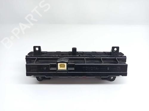 Climate control TOYOTA AURIS (_E18_) 1.2 (NRE185_, NRE185R) | BP8874467I5 