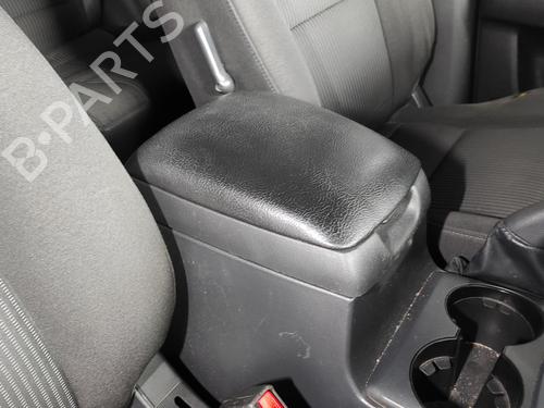 armrest-center-console-kia-sorento-i-jc-2002-2003-2004-2005-2006-2007-2008-2009-2010-2011-26669679 main image