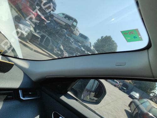 right-curtain-airbag-land-rover-range-rover-velar-l560-2017-34445351 main image