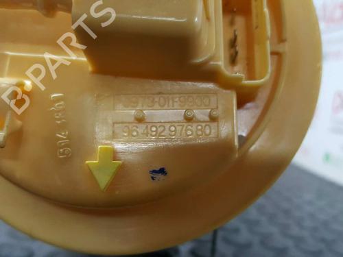 Fuel pump PEUGEOT 607 (9D, 9U) 2.7 HDi 24V | BP2773158M76
