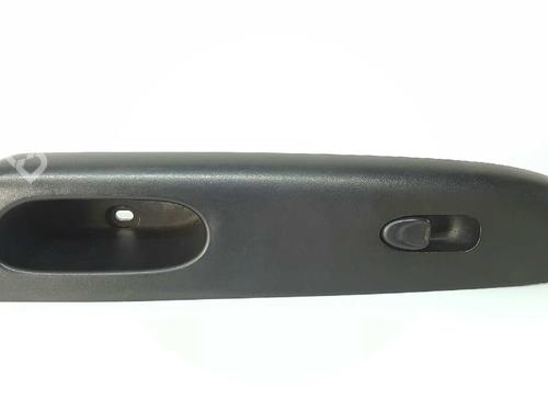 right-front-window-switch-daewoo-matiz-m100-m150-08-96563823-1998-4394986 main image
