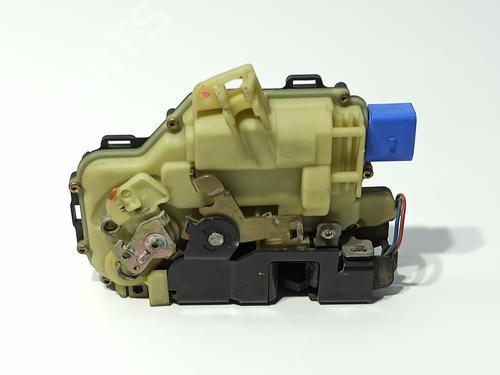 Front left lock SEAT IBIZA III (6L1) 1.4 16V | BP23560731C98