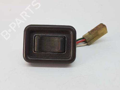 switch-toyota-land-cruiser-_j7_-_jl7_-1984-11527961 main image