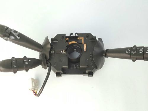 Used Switch ALFA ROMEO 147 (937_) 1.9 JTD (937.AXD1A, 937.BXD1A, 937.AXV1A, 937.BXB1A,... (115 hp) 11388048