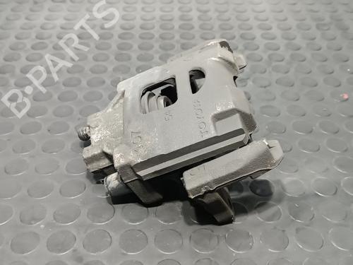 Used Left front brake caliper TOYOTA YARIS (_P13_) 1.5 Hybrid (NHP130_) (101 hp) 13744076