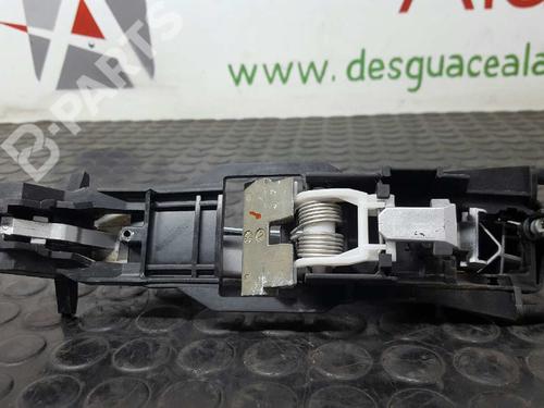 Front right exterior door handle MERCEDES-BENZ C-CLASS (W203) C 220 CDI (203.006) | BP2729092C129 