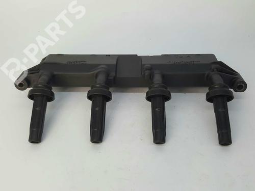 Used Ignition coil CITROËN C3 I (FC_, FN_) 1.4 i (73 hp) 8215697