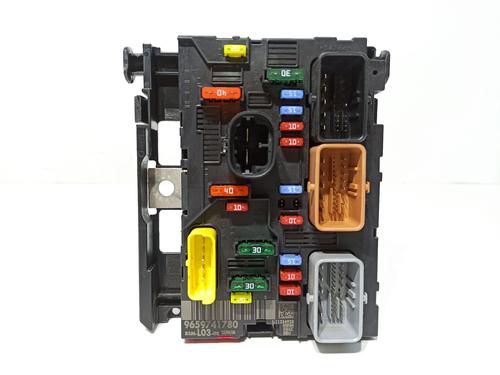 Used Fuse box Fuse box CITROËN C3 I (FC_, FN_) 1.4 i (73 hp) 33958864 33958864