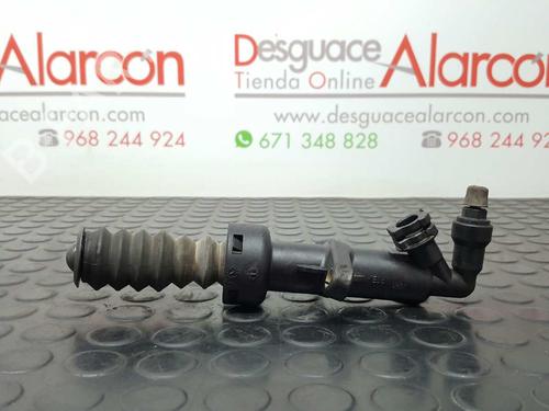 Used Clutch slave cylinder PEUGEOT 307 (3A/C) 2.0 HDi 90 (90 hp) 14532499