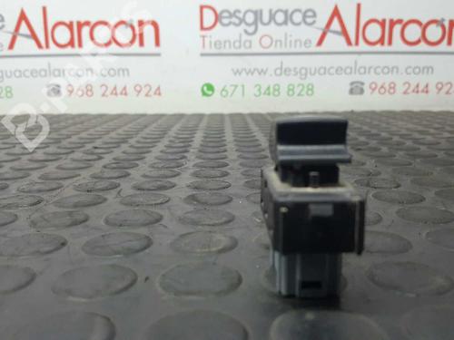 Right front window switch CITROËN C4 CACTUS 1.2 VTi 82 | BP2772439I26 