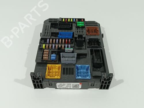 Used Fuse box Fuse box PEUGEOT EXPERT Van (V_) 1.5 BlueHDi 120 (120 hp) 35950689 35950689