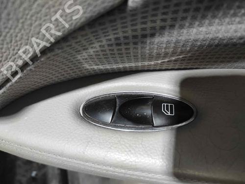 right-front-window-switch-mercedes-benz-e-class-w211-e-270-cdi-211016-2002-2003-2004-2005-2006-2007-2008-2009-9627199 main image