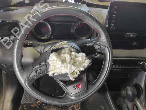 Steering wheel TOYOTA YARIS (_P21_, _PA1_, _PH1_) 1.5 Hybrid (MXPH10, MXPH11) | BP24945099C49
