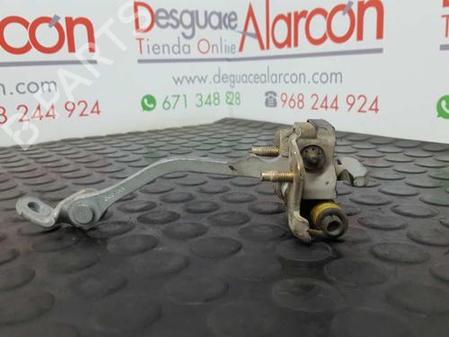 Charnière/Limiteur de porte RENAULT CLIO II (BB_, CB_) 1.5 dCi (B/CB07) (65 hp) 14528222