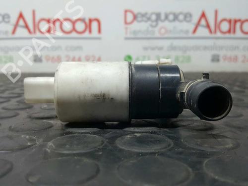 Used Washer pump RENAULT CLIO III (BR0/1, CR0/1) 1.5 dCi (C/BR0G, C/BR1G) (68 hp) 14529613