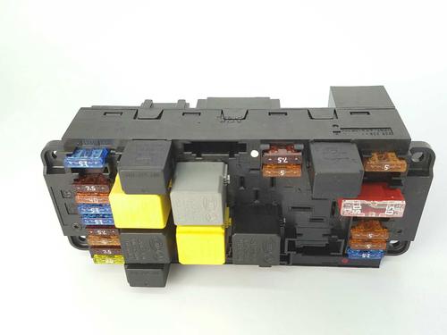 Used Fuse box Fuse box 11388018 11388018