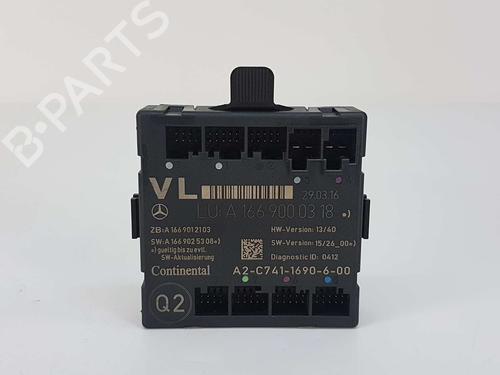 Used Comfort control module MERCEDES-BENZ GLA-CLASS (X156) GLA 200 CDI / d (156.908) (136 hp) 9735794