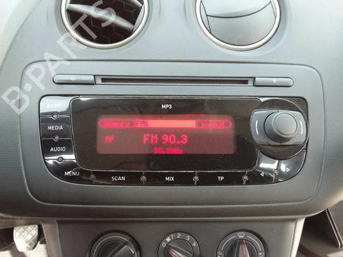 Radio SEAT IBIZA IV SC (6J1, 6P5) 1.9 TDI | BP3329315E6 