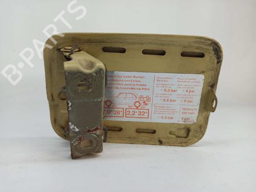 Fuel flap MERCEDES-BENZ 123 Saloon (W123) 300 D (123.130) | BP6315898C131