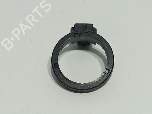 BP18664961E4 main image