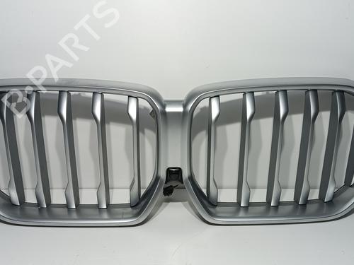 Used Grille BMW X6 (G06, F96) xDrive 40 i (340 hp) 17079179