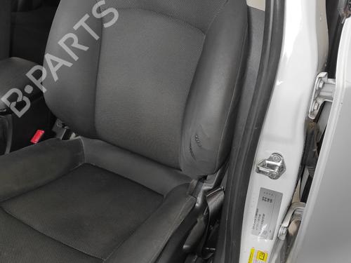 left-front-seat-chevrolet-cruze-j300-2009-21129854 main image