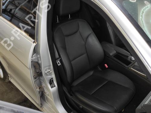 Right front seat MERCEDES-BENZ C-CLASS (W204) C 350 CDI (204.022) BP12319530C16