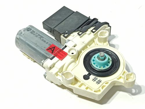 Right rear window motor SEAT LEON (1P1) 2.0 TDI 16V | BP29517134E22