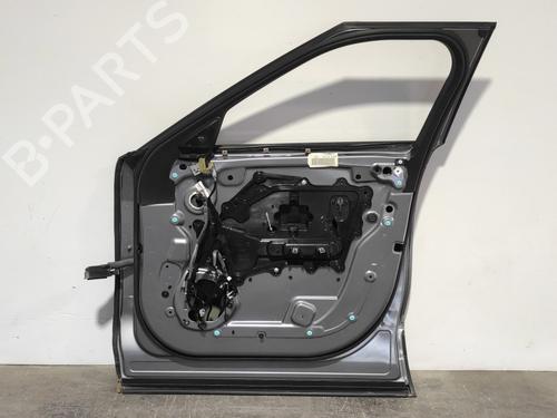 Right front door LAND ROVER RANGE ROVER VELAR (L560) 2.0 D240 SD4 4x4 | BP26056246C3 