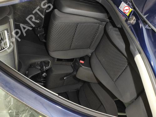 right-front-seat-vw-golf-vi-5k1-2008-2009-2010-2011-2012-2013-2014-36076866 main image
