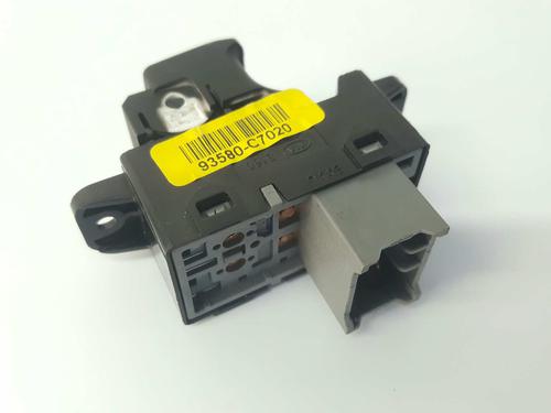 Right rear window switch HYUNDAI i20 ACTIVE (IB, GB)  | BP6071084I28