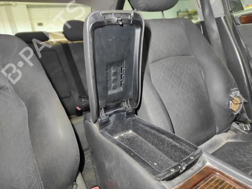 Armrest / Center console MERCEDES-BENZ C-CLASS (W203) C 240 (203.061) | BP35945896I20 - Image 4