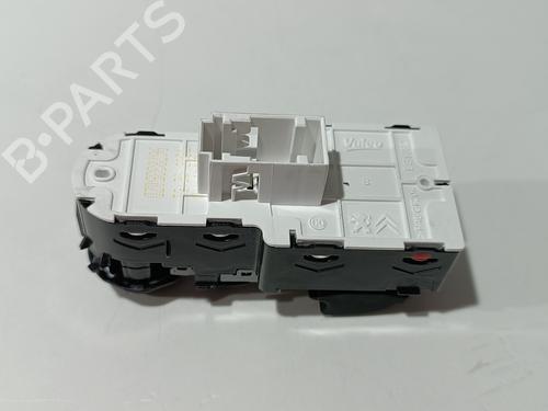 Left front window switch PEUGEOT 208 II (UB_, UP_, UW_, UJ_) 1.2 PureTech 100 | BP24993496I27