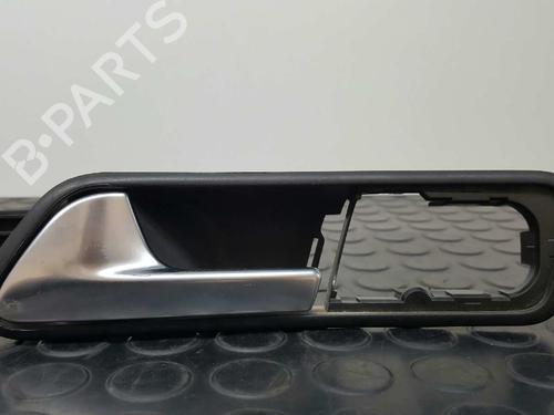 Used Front left interior door handle VW TOURAN (1T3) 1.6 TDI (105 hp) 3330904