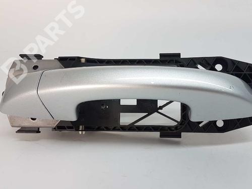 Used Front left exterior door handle VW GOLF VI (5K1) 2.0 TDI (140 hp) 3288362