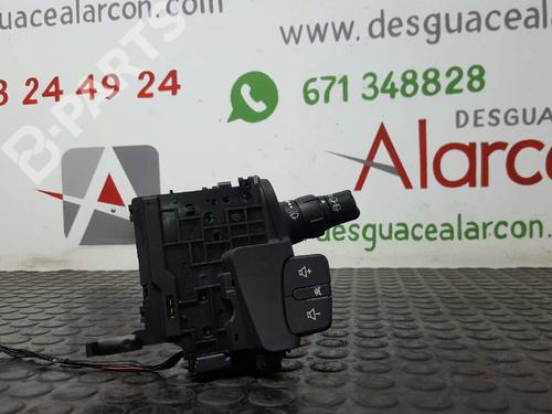 Used Steering column stalk RENAULT GRAND SCÉNIC II (JM0/1_) 1.9 dCi (JM0G, JM12, JM1G, JM2C) (120 hp) 2736750