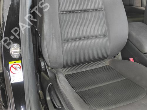 right-front-seat-audi-a4-b8-8k2-20-tdi-2007-2008-2009-2010-2011-2012-2013-2014-2015-2016-2017-21210577 main image