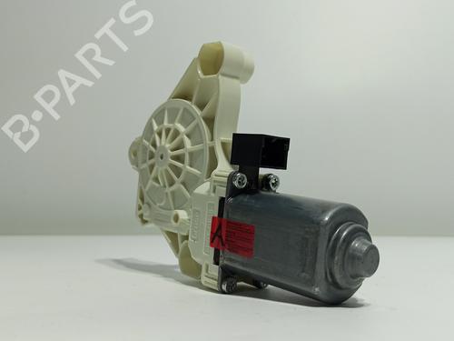 Portierruitmotor linksvoor VW ARTEON (3H7, 3H8) 2.0 TDI (150 hp) 18323303