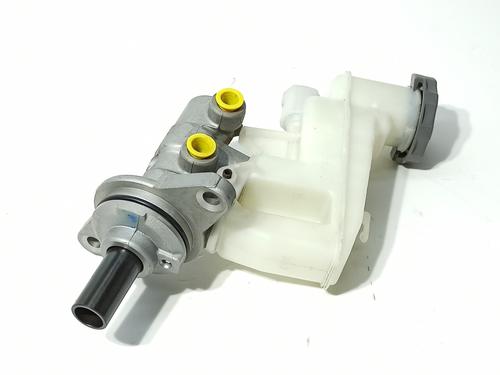 Brake master cylinder SUZUKI CELERIO (LF) 1.0 (AVK310) | BP24945152M77 