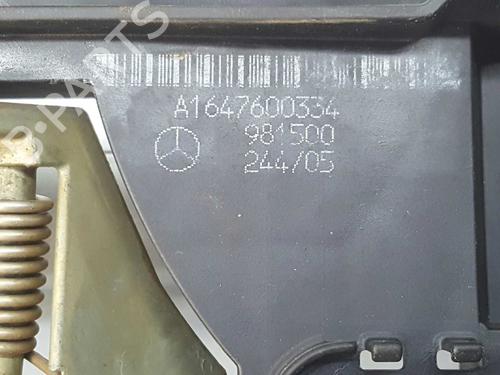 Rear left exterior door handle MERCEDES-BENZ M-CLASS (W164) ML 320 CDI 4-matic (164.122) | BP6107831C130