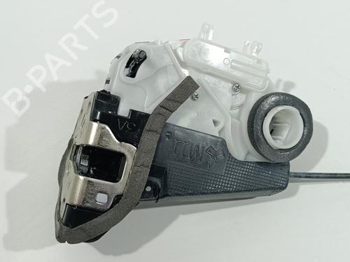 Rear right lock TOYOTA YARIS (_P13_) 1.5 (NSP131_) | BP21086164C99 