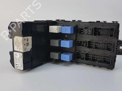 Fuse box HYUNDAI SANTA FÉ I (SM) 2.0 CRDi | BP6148442E1