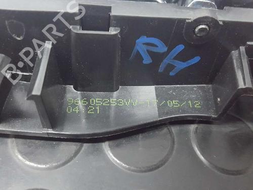 Front right interior door handle PEUGEOT 208 I (CA_, CC_) 1.4 HDi | BP3285660I14
