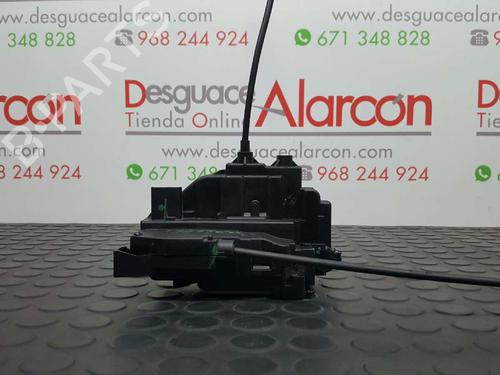 Cerradura puerta trasera izquierda RENAULT MEGANE III Hatchback (BZ0/1_, B3_) 1.5 dCi (BZ0C) (90 hp) 2743167