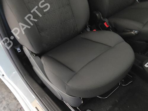 Right front seat FIAT 500 C (312_) 1.2 (312CXA1A, 312AXA1A) | BP29442948C16 - Image 3