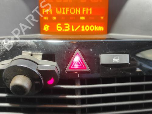 BP30189688I22 main image