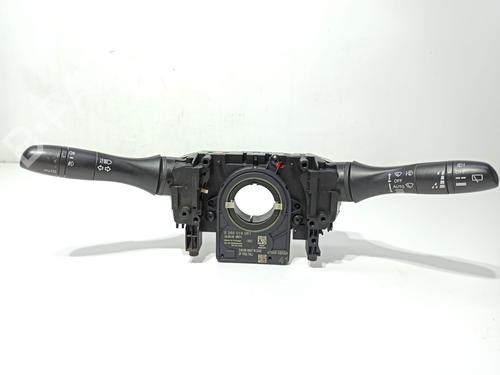 switch-nissan-qashqai-ii-j11-j11_-2013-36882680 main image